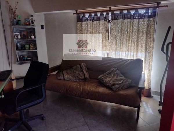 Hermosa casa 4 ambientes en ISIDRO CASANOVA