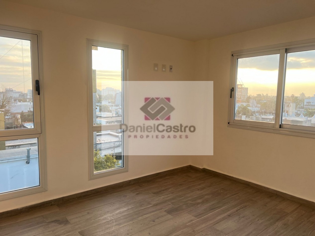 Excelente departamento en Venta , 4 ambientes , Ituzaingo