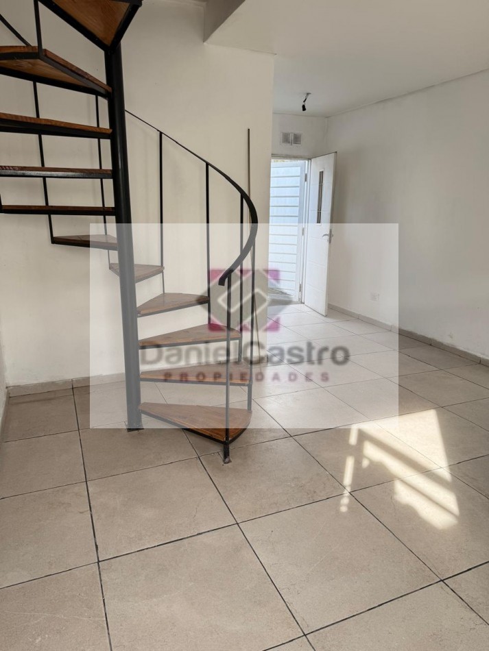 OPORTUNIDAD - 6 DEPARTAMENTOS EN BLOQUE - VENTA