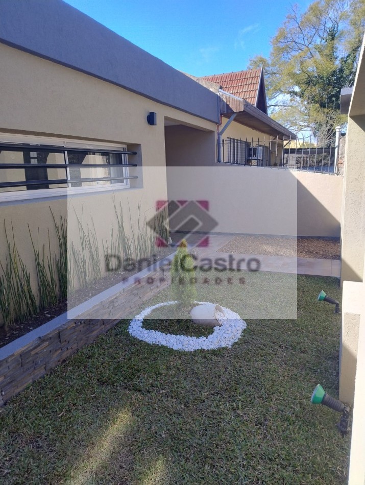 Casa 4 ambientes con Cochera , Apto Credito , zona Glew