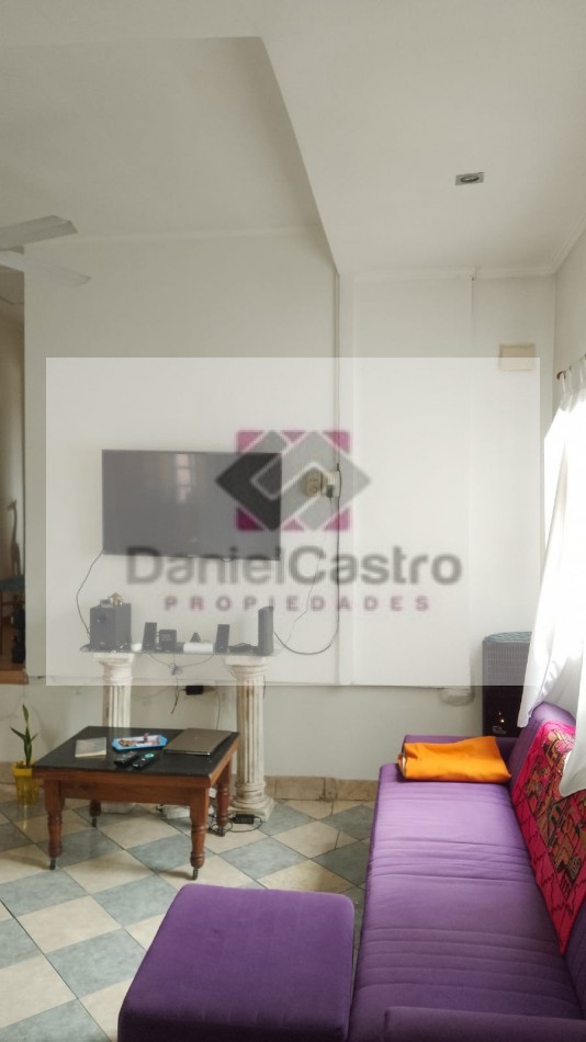 PHa 4 ambientes a la VENTA , zona Villa Sarmiento 