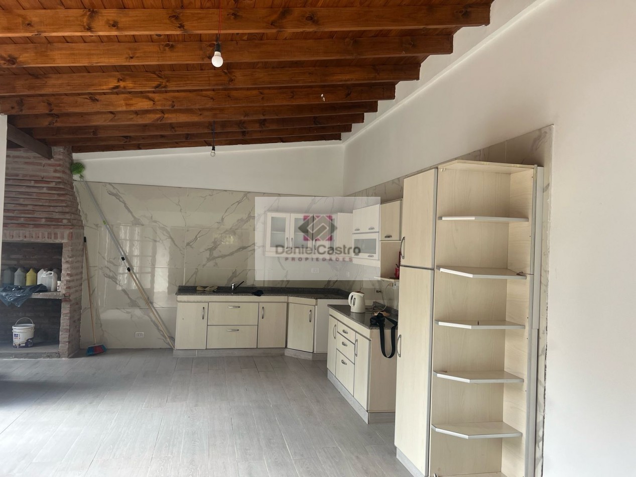 Casa 3 ambientes , en Longchamps