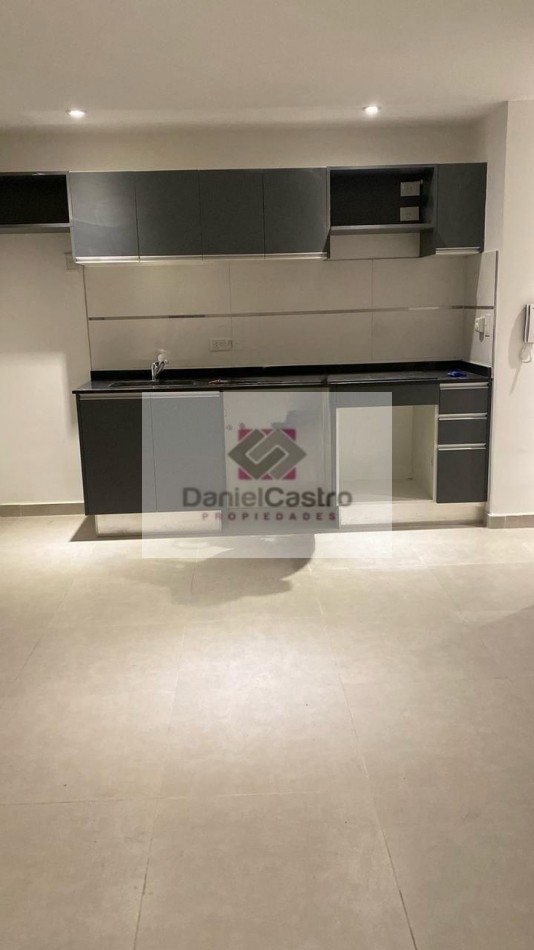 DEPARTAMENTO 3 ambientes , Ituzaingo, Con parrilla