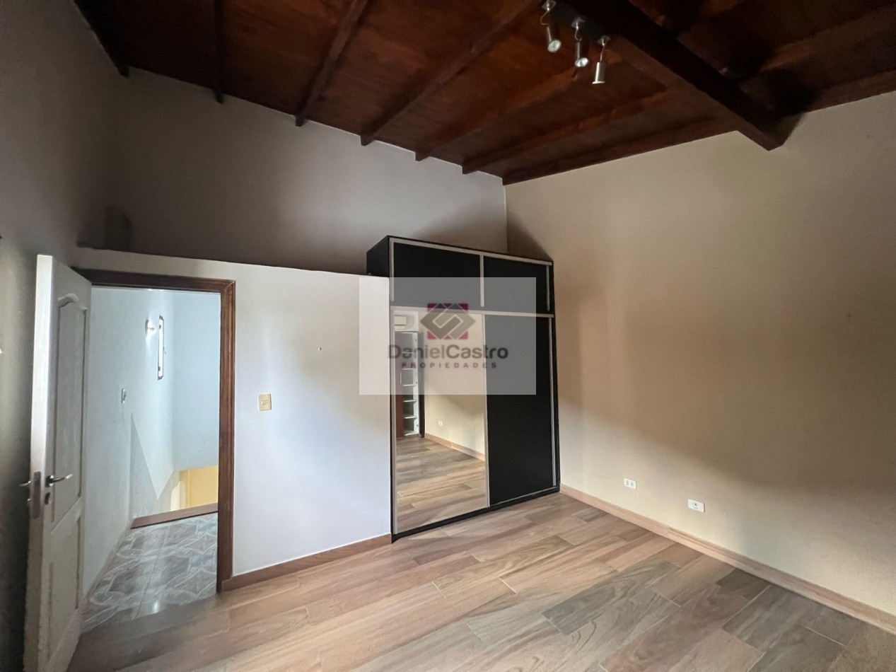 Casa 3 ambientes , en Longchamps