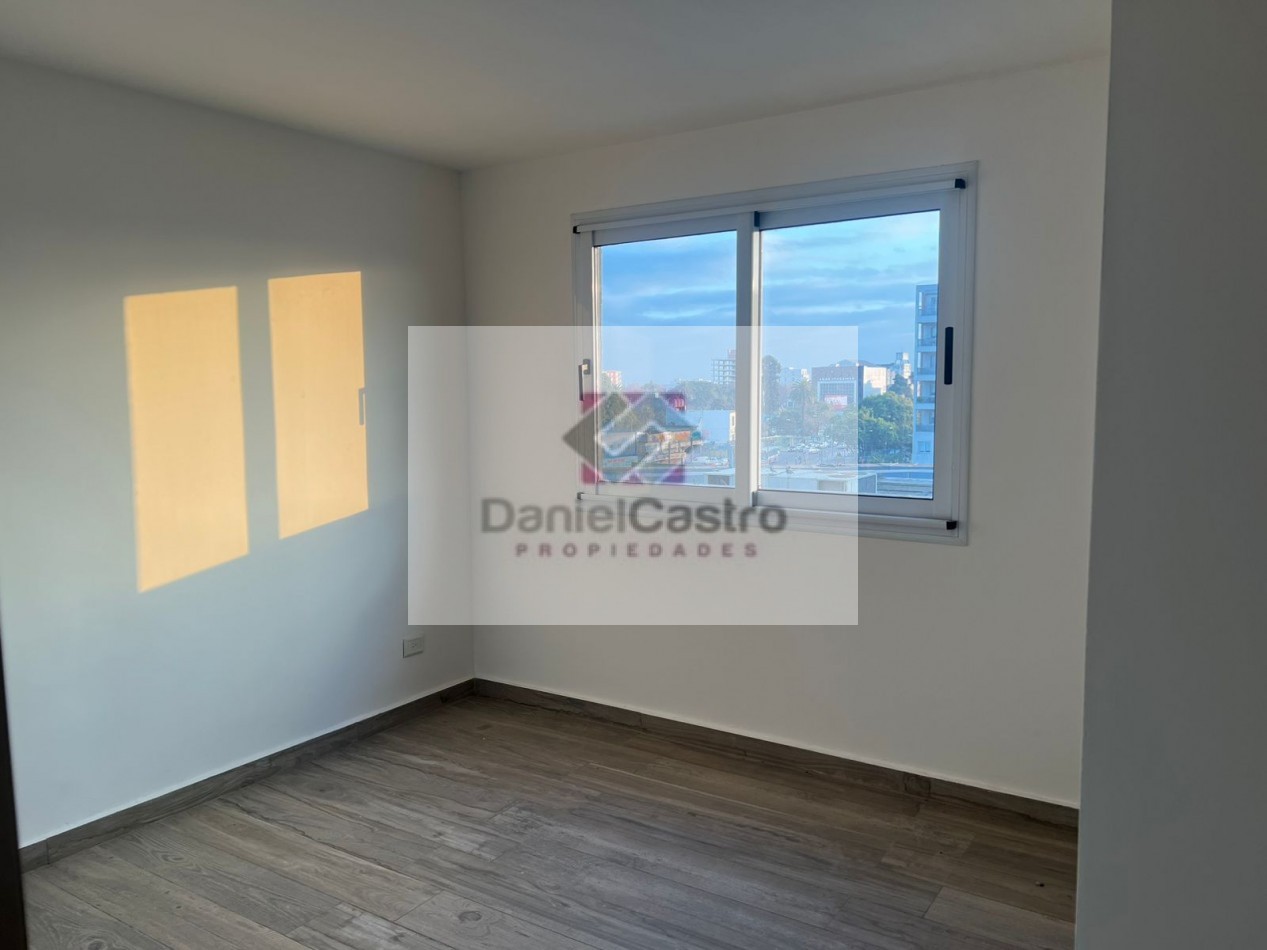 Excelente departamento en Venta , 4 ambientes , Ituzaingo