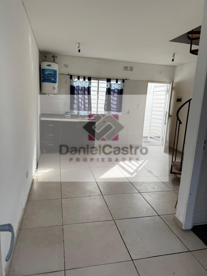 OPORTUNIDAD - 6 DEPARTAMENTOS EN BLOQUE - VENTA