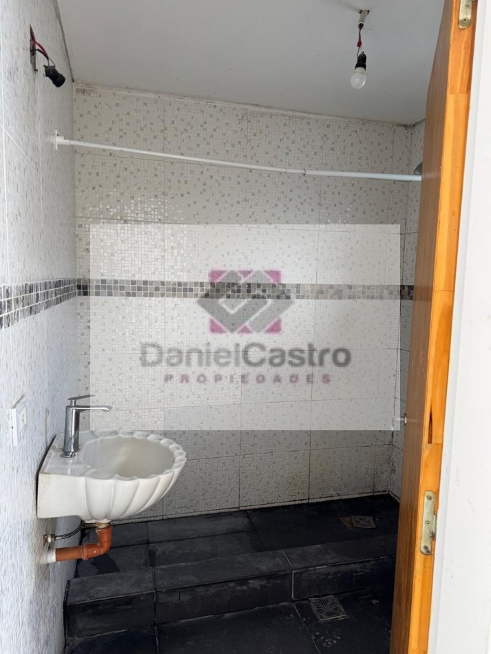 OPORTUNIDAD - 6 DEPARTAMENTOS EN BLOQUE - VENTA